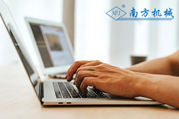 烤饃片（饃?。┥a(chǎn)線(xiàn)